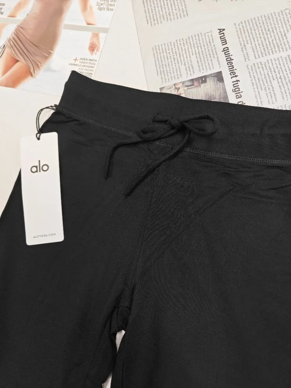 Alo Yoga Sway Bootcut Sweatpant Black💗Brand new with tags✨